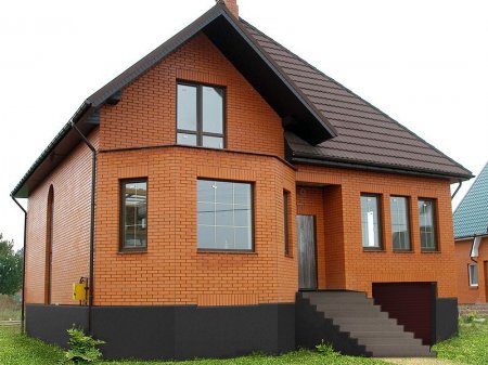 Основные преимущества и недостатки коттеджей из кирпича